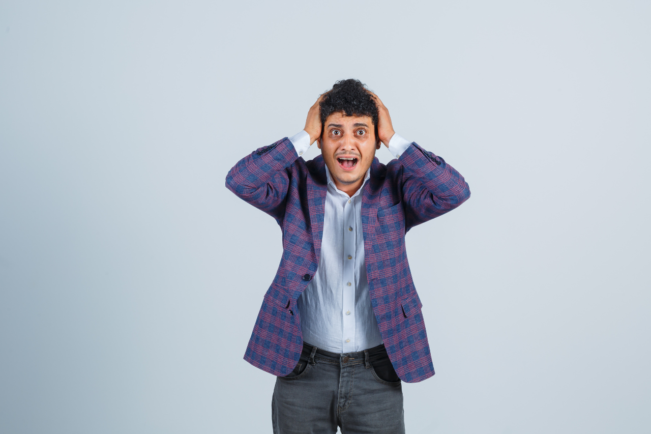 Anxiety vs Panic Attack – Key Differences, Symptoms & Treatment